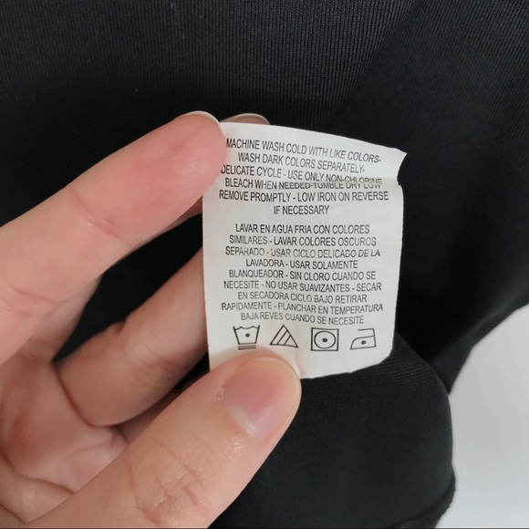 Apana Criss Cross back Workout shirt black - Picture 6 of 7